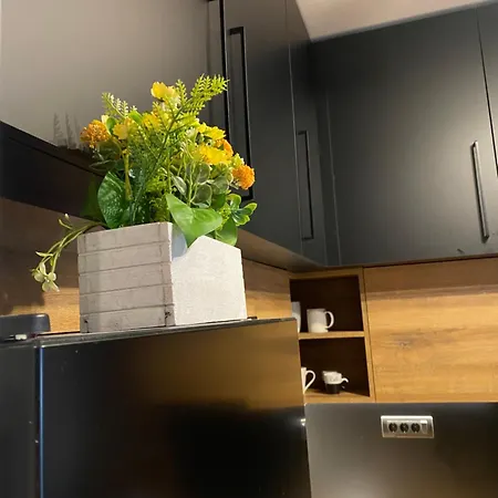 Look Up Garage Parking * Нови-Сад