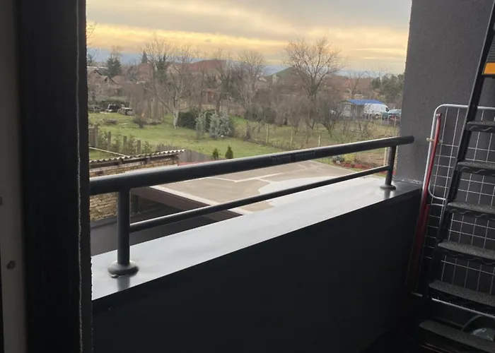 Look Up Garage Parking *